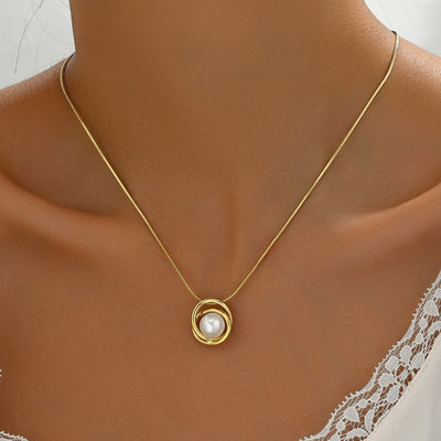 Women's String Pearl Necklace